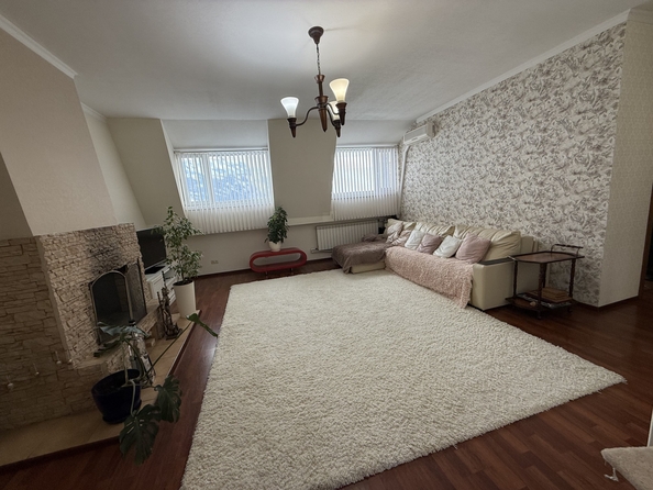 
  Продается 3-комн. квартира, 85 м², Малиновского ул, д. 70
. Фото 4.