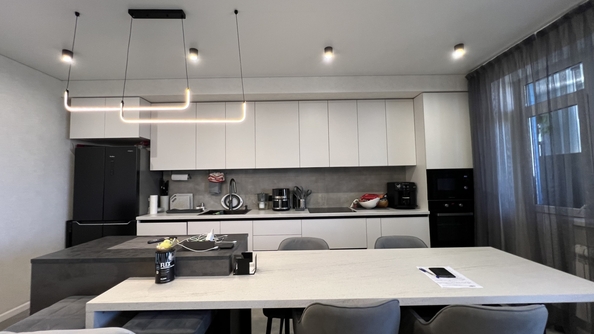 
  Продается 3-комн. квартира, 100 м², 2-я Баррикадная ул, д. 4с3
. Фото 15.