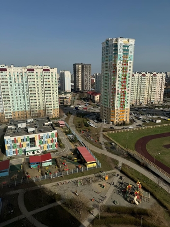 
  Продается 2-комн. квартира, 58 м², Жданова ул, д. 9
. Фото 16.