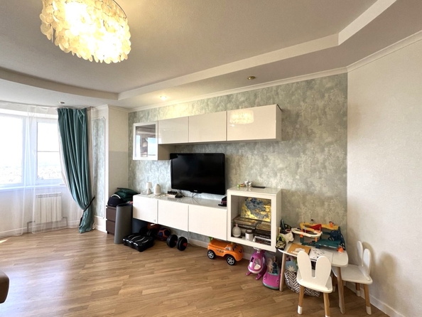 
  Продается 2-комн. квартира, 76 м², 40-летия Победы пр-кт, д. 85
. Фото 6.