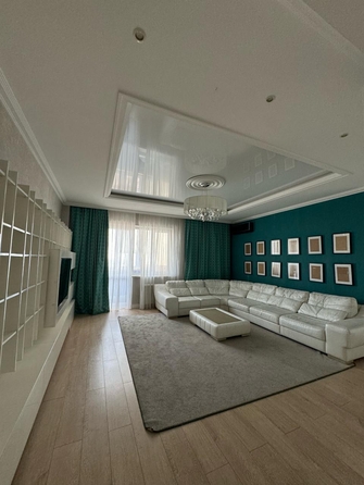 
  Продается 3-комн. квартира, 112.5 м², 2-я Краснодарская ул, д. 135а
. Фото 1.