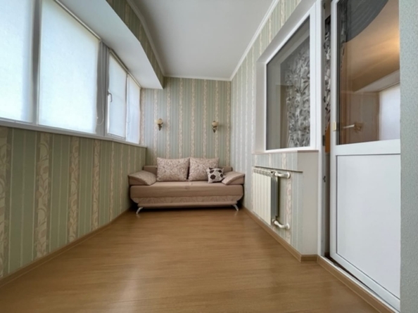 
  Продается 4-комн. квартира, 143 м², Петрашевского ул, д. 36
. Фото 11.