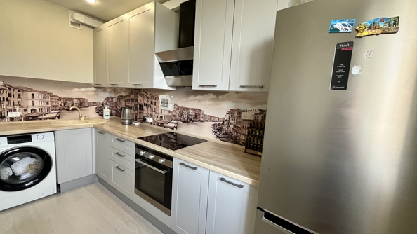 
  Продается 1-комн. квартира, 35 м², Батуринская ул, д. 167
. Фото 2.