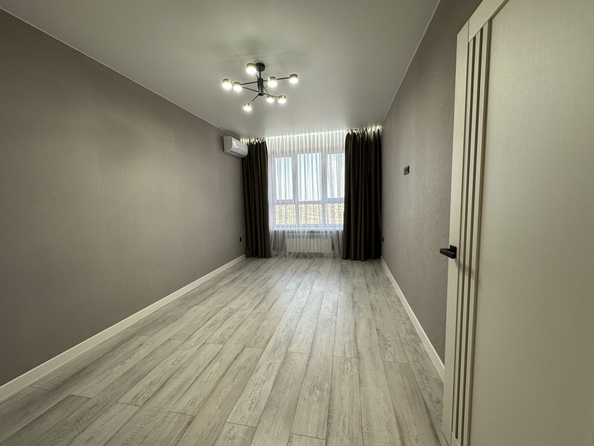 
  Продается 1-комн. квартира, 38 м², 40-летия Победы пр-кт, д. 111/3
. Фото 3.