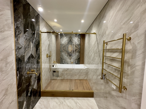 
  Продается 4-комн. квартира, 130 м², Островского пер, д. 92
. Фото 13.