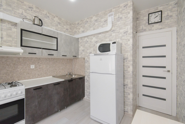 
  Продается 1-комн. квартира, 35 м², Берберовская ул, д. 8
. Фото 6.