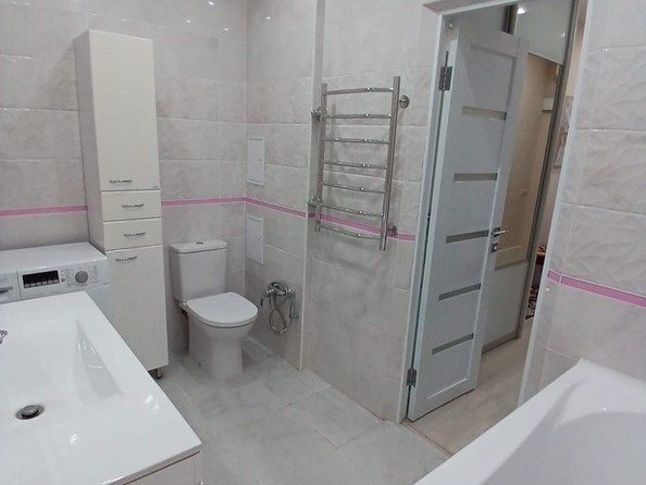 
  Продается 2-комн. квартира, 66 м², Матросова ул, д. 35
. Фото 15.