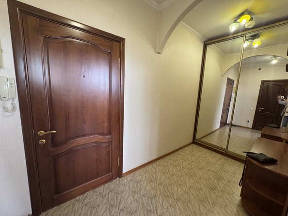 
  Продается 1-комн. квартира, 38 м², Закруткина ул, д. 41
. Фото 13.