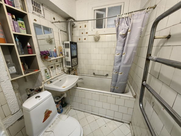 
  Продается 4-комн. квартира, 68 м², Ленина пр-кт, д. 93
. Фото 10.