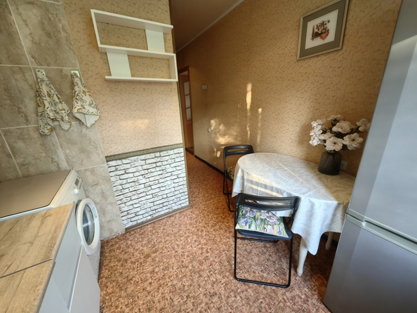 
  Продается 3-комн. квартира, 60.9 м², 40-летия Победы пр-кт, д. 53ж
. Фото 9.