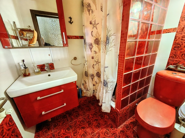 
  Продается 2-комн. квартира, 45 м², Травяная ул, д. 15
. Фото 9.