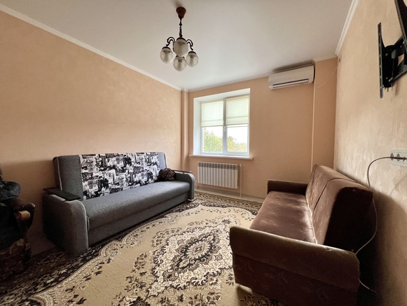 
  Продается 1-комн. квартира, 34 м², Суворова ул, д. 15
. Фото 3.