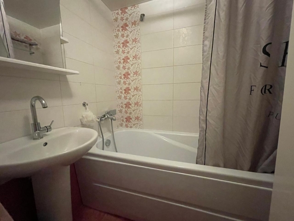 
  Продается 3-комн. квартира, 72 м², 2-я Краснодарская ул, д. 84
. Фото 17.