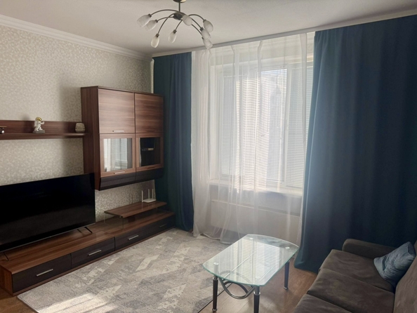 
  Продается 1-комн. квартира, 37 м², Жданова ул, д. 21
. Фото 1.