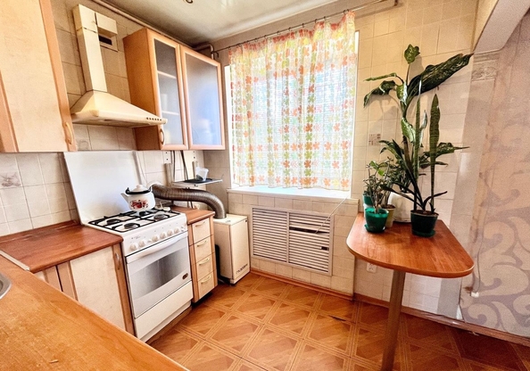 
  Продается 3-комн. квартира, 46 м², Совхозная ул, д. 20
. Фото 2.