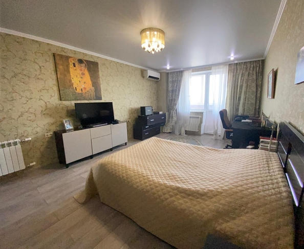 
  Продается 3-комн. квартира, 106 м², Крупской ул, д. 82
. Фото 9.