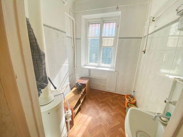 
  Продается 3-комн. квартира, 39.3 м², Обуховский пер, д. 7/1
. Фото 7.