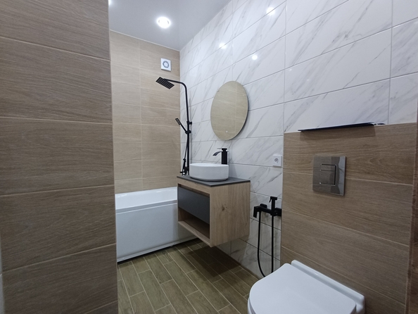 
  Продается 1-комн. квартира, 42 м², Стабильная ул, д. 3
. Фото 3.