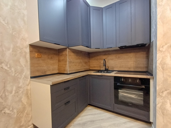 
  Продается 1-комн. квартира, 42 м², Стабильная ул, д. 3
. Фото 7.