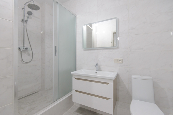 
  Продается 2-комн. квартира, 49 м², Береговая ул, д. 73
. Фото 6.