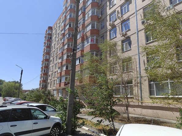 
  Продается 3-комн. квартира, 70.1 м², Комарова ул, д. 132
. Фото 26.