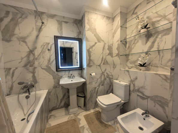 
  Продается 3-комн. квартира, 83.6 м², Закруткина ул
. Фото 9.