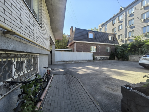 
  Продается 3-комн. квартира, 83.6 м², Закруткина ул
. Фото 27.