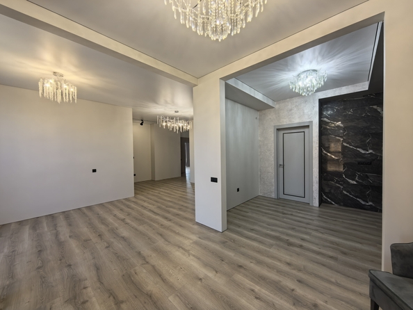 
  Продается 4-комн. квартира, 139.1 м², Максима Горького ул, д. 120
. Фото 26.