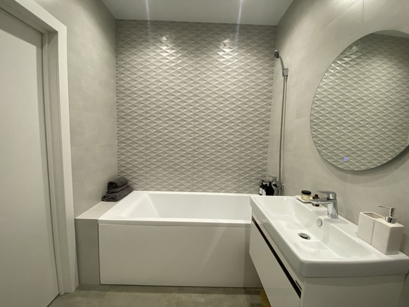 
  Продается 1-комн. квартира, 42 м², Берберовская ул, д. 16
. Фото 7.