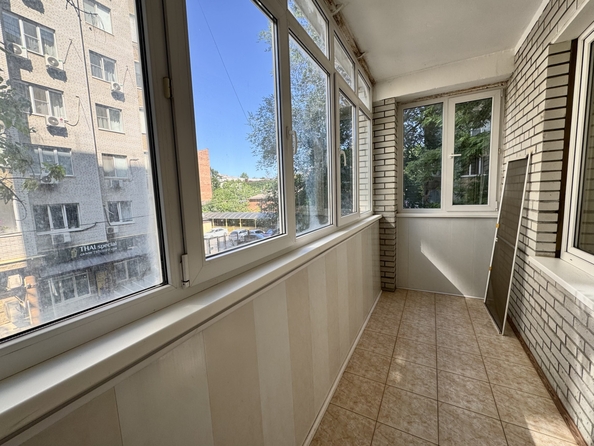 
  Продается 2-комн. квартира, 69 м², 3-я улица ул, д. 7/51
. Фото 8.