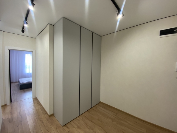 
  Продается 2-комн. квартира, 42 м², 23-я линия ул, д. 54
. Фото 14.