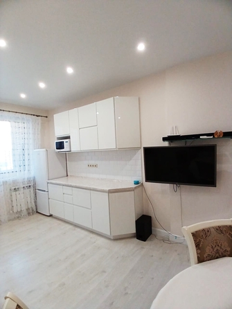 
  Продается 2-комн. квартира, 64 м², Матросова ул, д. 35
. Фото 7.