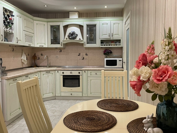 
  Продается 3-комн. квартира, 84.6 м², Жмайлова ул, д. 4Е
. Фото 5.