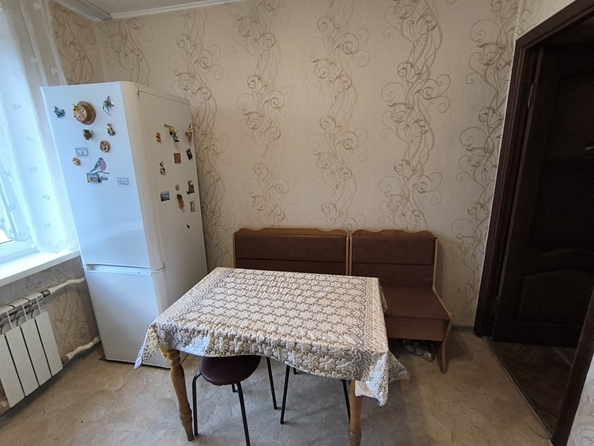 
  Продается 3-комн. квартира, 63.5 м², Таганрогская ул, д. 116/3
. Фото 2.