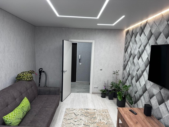 
  Продается 2-комн. квартира, 53 м², Таганрогская ул, д. 120
. Фото 2.