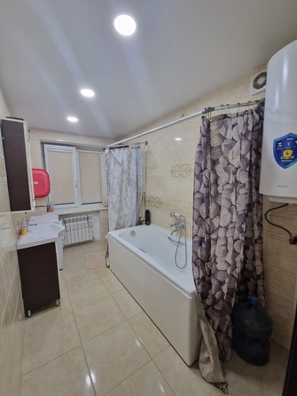 
  Продается 3-комн. квартира, 60 м², Набережная ул, д. 114
. Фото 5.