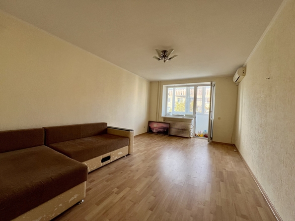 
  Продается 2-комн. квартира, 50 м², Садовая ул, д. 14
. Фото 4.