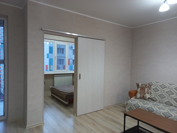 
  Продается 1-комн. квартира, 42 м², Таганрогская ул, д. 132
. Фото 2.