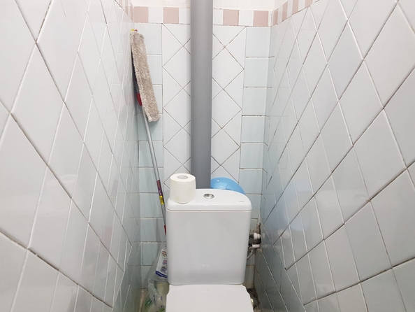 
  Продается 3-комн. квартира, 64 м², Грисенко ул, д. 21
. Фото 9.