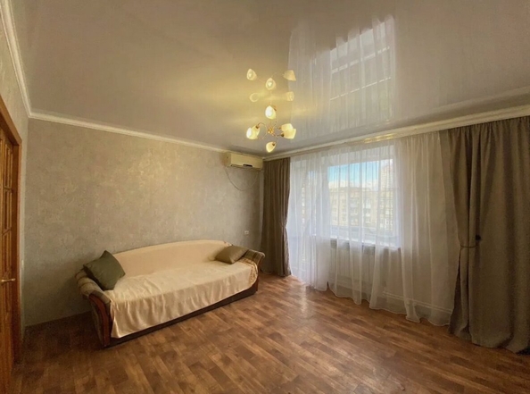 
  Продается 2-комн. квартира, 60 м², Стачки пр-кт, д. 208
. Фото 1.
