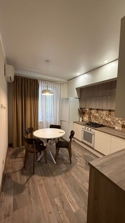 
  Продается 1-комн. квартира, 43 м², Матросова ул, д. 35
. Фото 1.