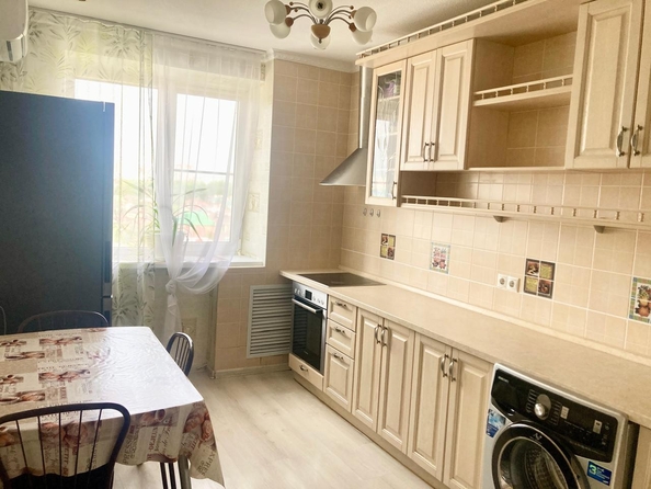 
  Продается 2-комн. квартира, 56.3 м², Стабильная ул, д. 9
. Фото 1.