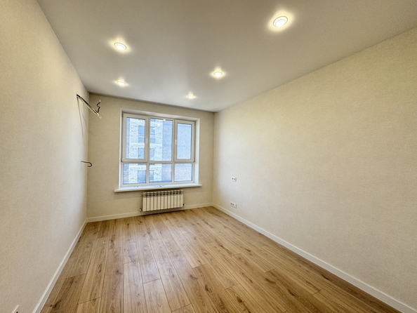 
  Продается 2-комн. квартира, 64 м², 40-летия Победы пр-кт, д. 111
. Фото 6.