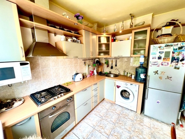 
  Продается 3-комн. квартира, 62 м², 40-летия Победы пр-кт, д. 65
. Фото 5.