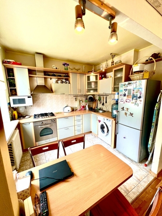 
  Продается 3-комн. квартира, 62 м², 40-летия Победы пр-кт, д. 65
. Фото 11.