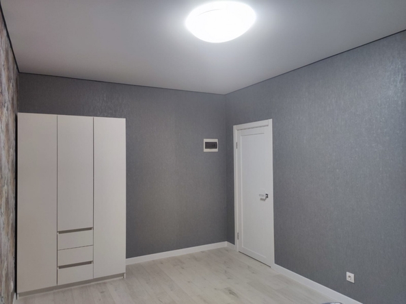 
  Продается 1-комн. квартира, 34 м², Ткачева ул, д. 15
. Фото 3.