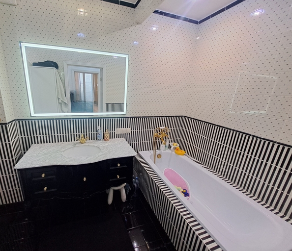 
  Продается 4-комн. квартира, 115 м², 40-летия Победы пр-кт, д. 85
. Фото 20.