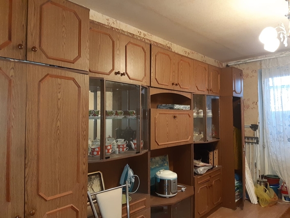 
  Продается 4-комн. квартира, 82 м², Абаканская ул, д. 24
. Фото 8.