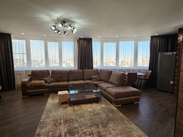 
  Продается 2-комн. квартира, 100 м², Береговая ул, д. 6
. Фото 1.