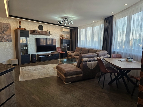 
  Продается 2-комн. квартира, 100 м², Береговая ул, д. 6
. Фото 2.